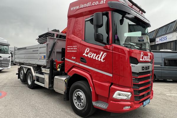 Fahrzeugauslieferung an die Firma Lendl   
